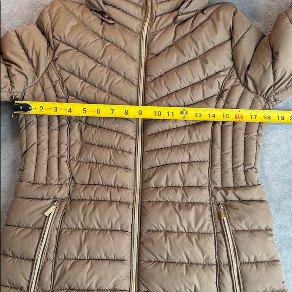 NWOT Michael Michael Kors Packable Coat Taupe Size Small - Picture 11 of 14